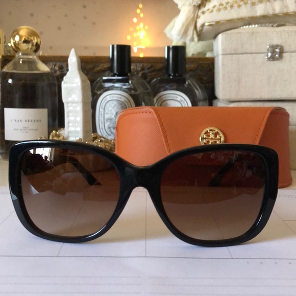 Tory Burch sunglasses! - Picture 2 of 8